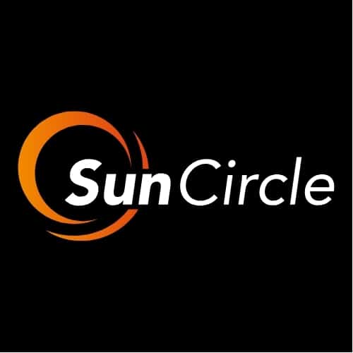 Op deze afbeelding is het logo van zonwering leverancier suncircle te zien