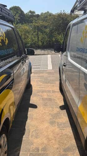 foto van de auto's van zonwering de boer